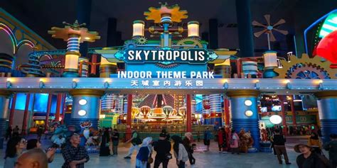 skytropolis outdoor theme park Spanning over 400,000 sq ft, Skytropolis Indoor Theme Park promises endless fun for everyone in the family! Experience more than 20 rides in a convenient